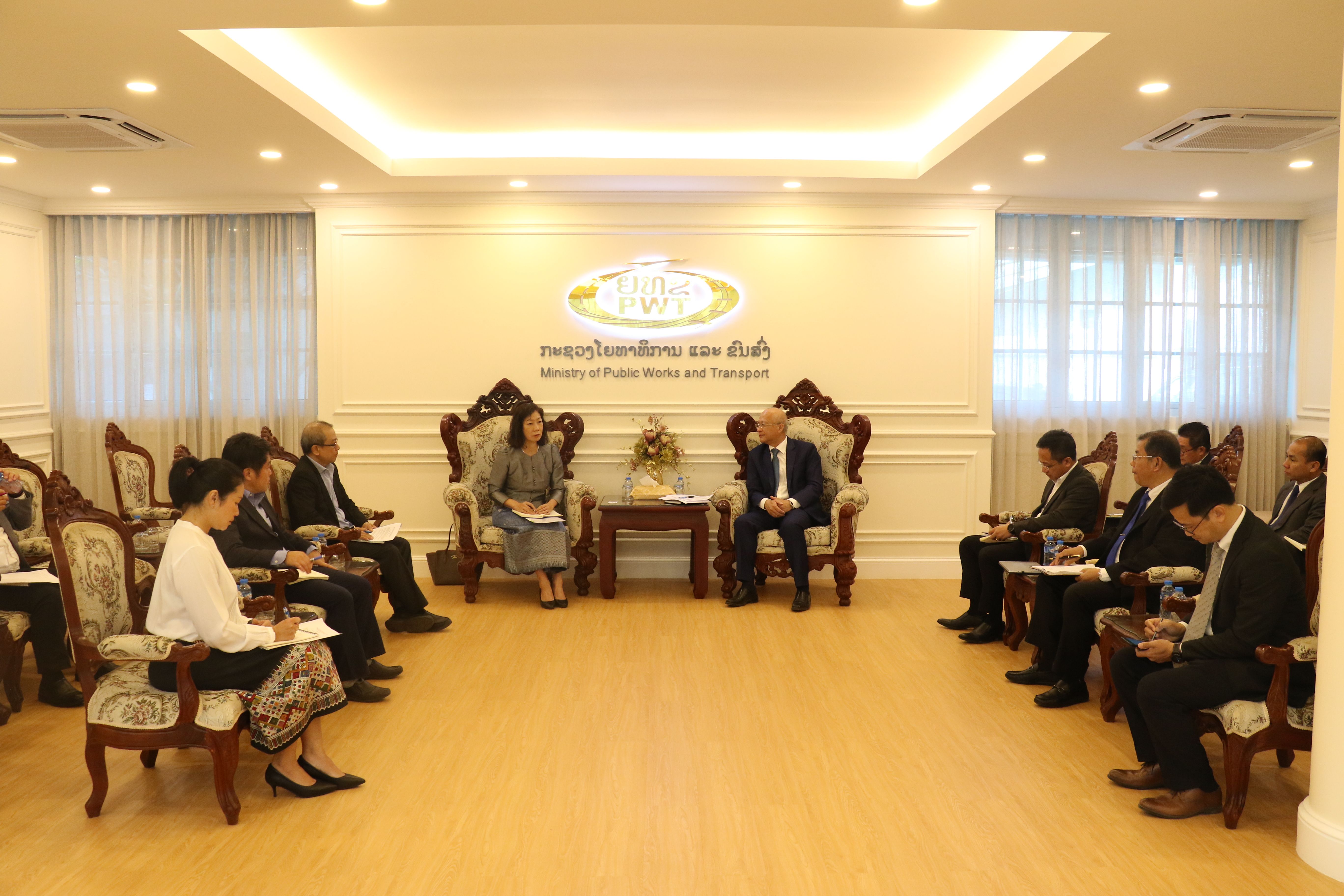ADB Country Director for Laos visit to the Minister of Public Works and Transport of the Lao PDR